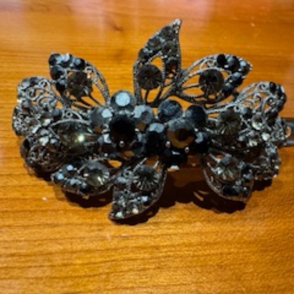 Crystal Flower Hair clip